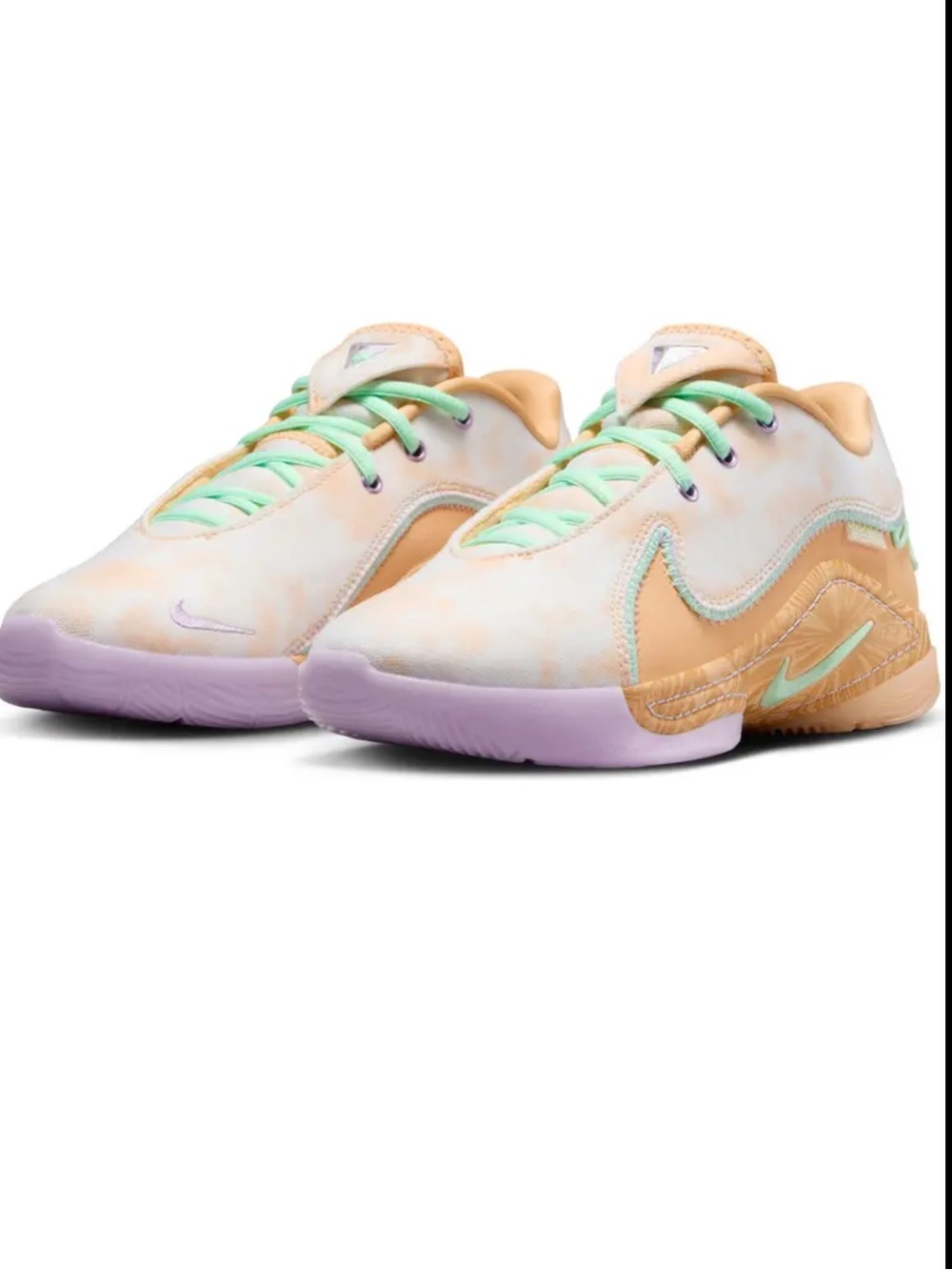 Nike LeBron monopoly currency lace up athletic shoes sneakers size 5.5 youth